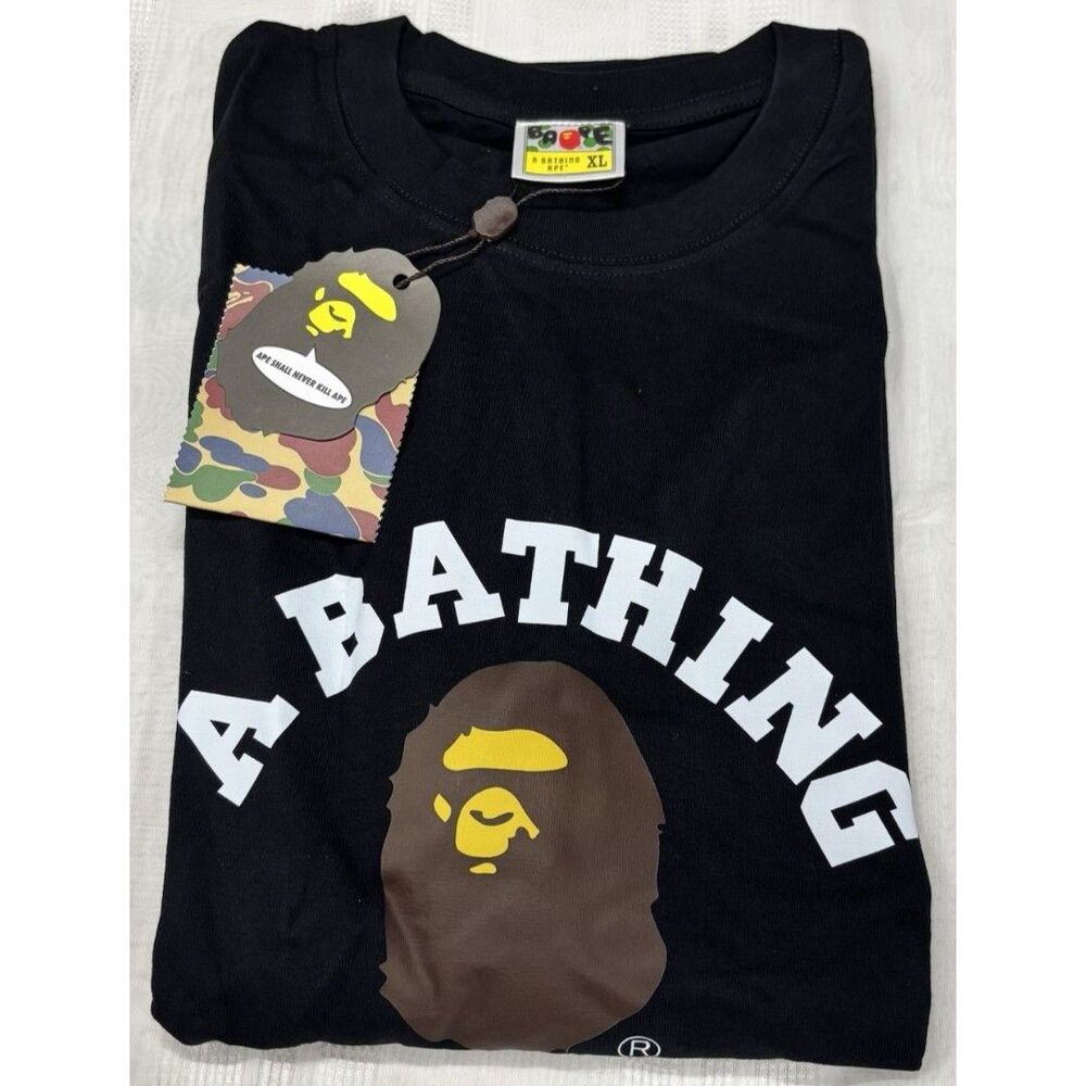A Bathing Ape Black and White T Shirt Size XL Bape Ape Gorilla Head NWT